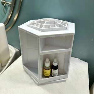 MULTI-USE SKINCARE/MAKEUP ORGANIZER